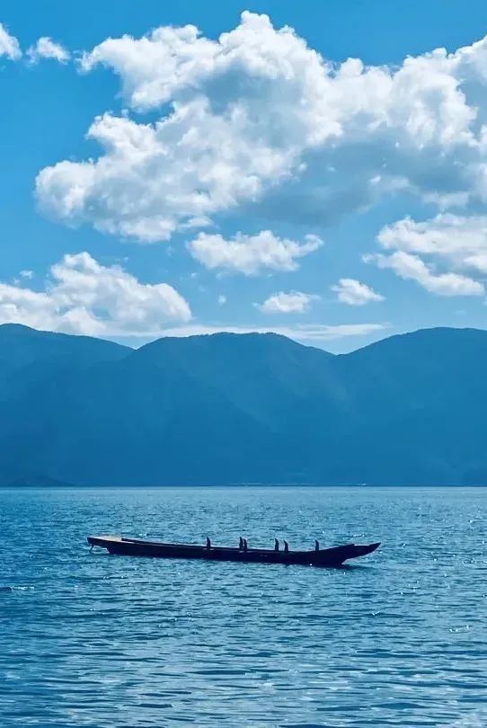 泸沽湖天空之镜怎么去,泸沽湖哪里有天空之镜