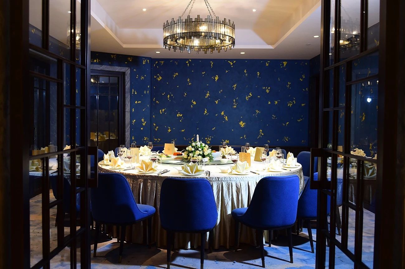 裸心堡折扣,裸心堡观景攻略