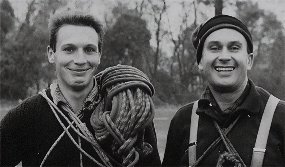 moncler羽绒服国外代言明星,moncler一件羽绒服可以穿几年