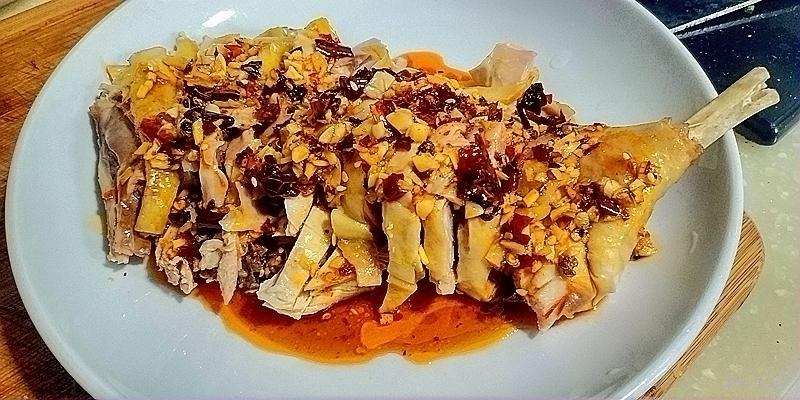 炖鸡只需加入这一味料香气四溢,怎样炖鸡好吃又简单不柴