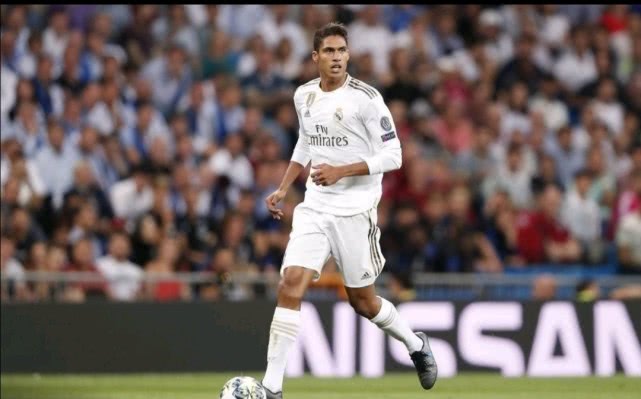 fifa年度最佳阵容c罗落选,c罗是不是历史最佳7号