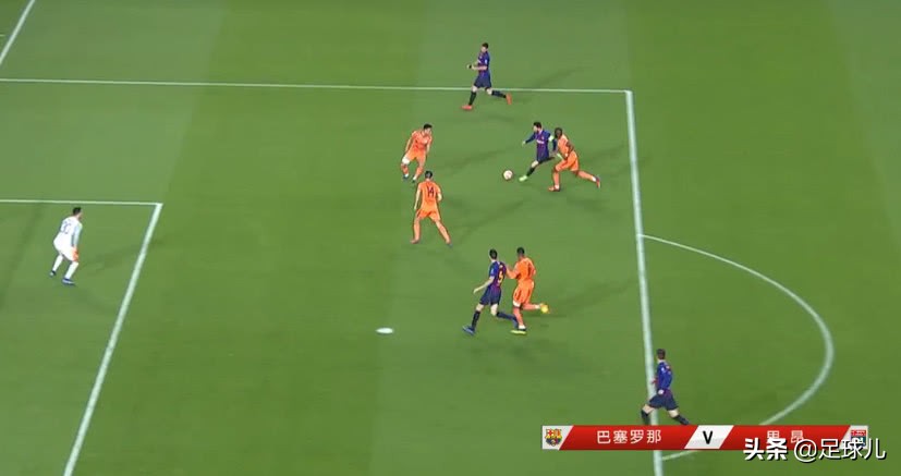 梅西传球助攻名场面,梅西传球上帝视角反应