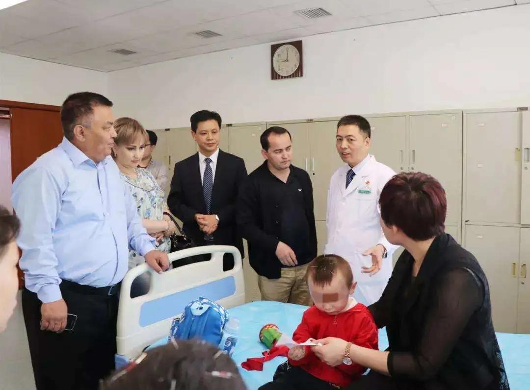 面对新冠疫情中国如何应对,目前还在管控新冠疫情的国家