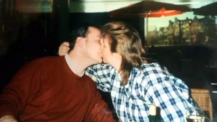 隐居深山30年以种地为生,隐居深山生活养动物