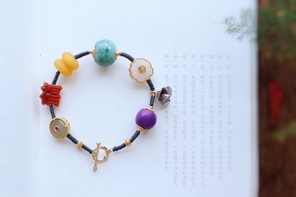 让你眼前一亮的饰品,好看的金编手链