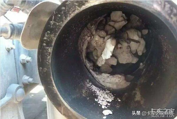 尿素喷嘴经常堵是怎么回事,豪沃尿素喷嘴堵了怎么处理