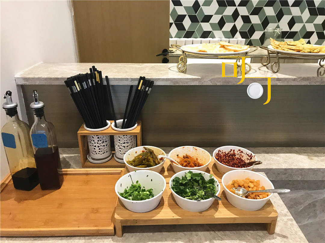 温州瑞安入住的酒店，早餐最好吃的是两碗面，错过玉海楼下次再去