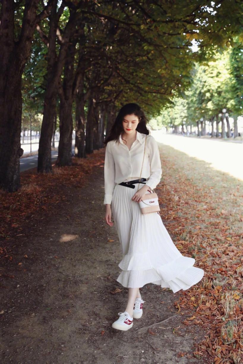 挑百褶裙,冬长百褶裙搭配什么羽绒服好看