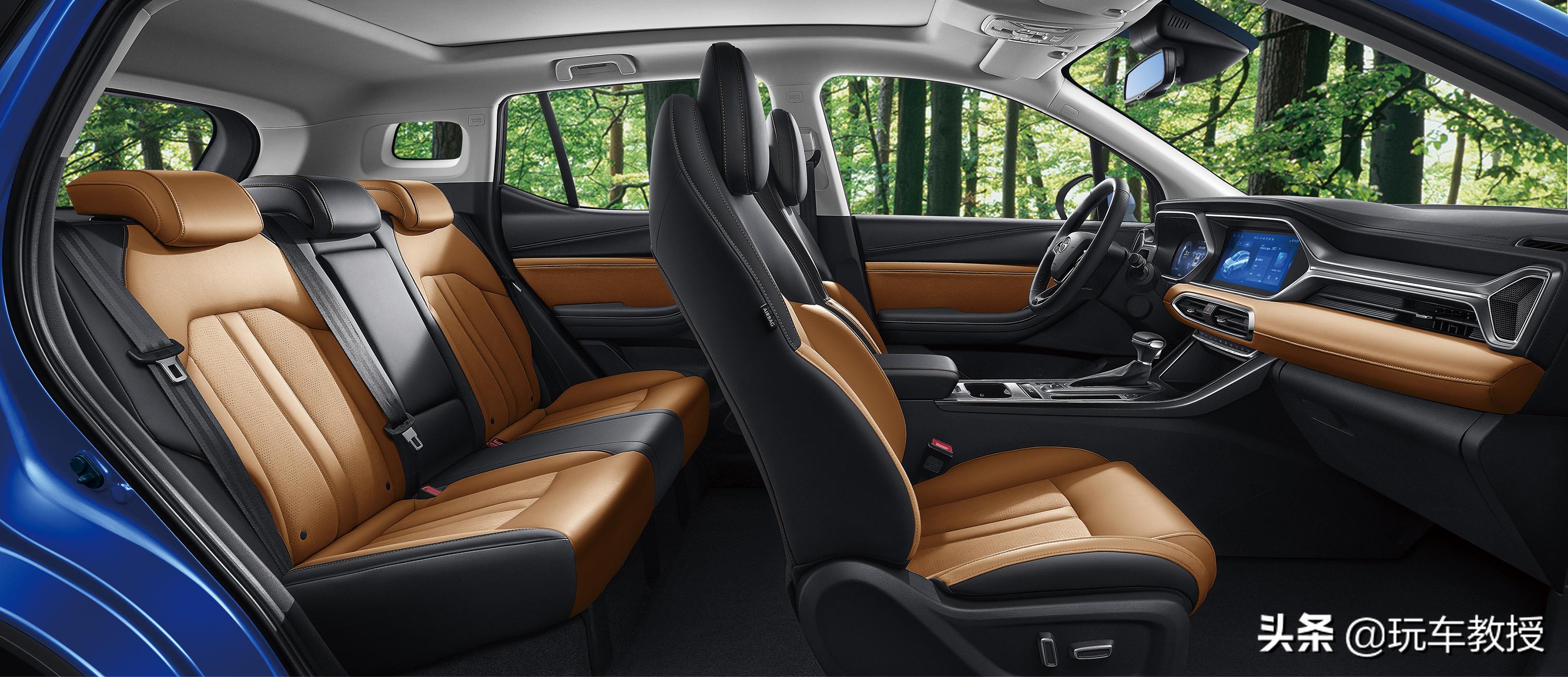 10来万的传祺GS4，用上法拉利同款材质