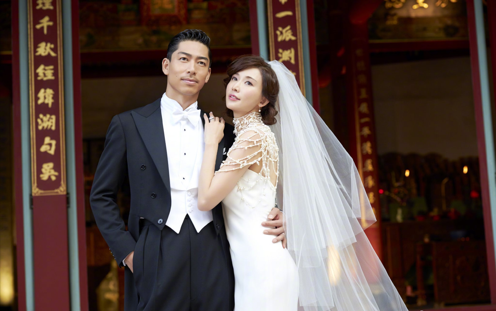 黄磊孙莉领证17周年晒贴脸自拍,黄磊和孙莉结婚20周年