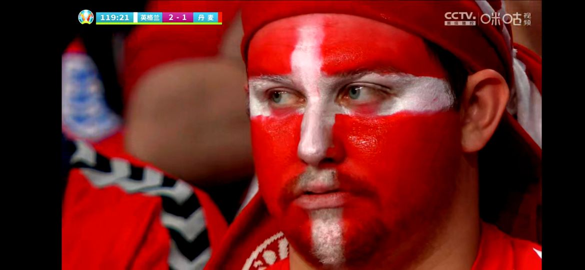 英格兰vs丹麦争议点球var,好像又被操控