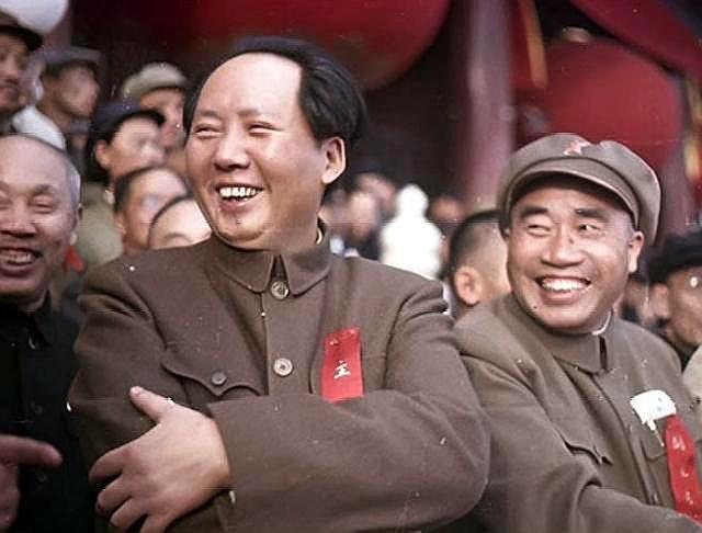 斯大林70大寿时,毛*东泽**为何送2万斤大葱萝卜白菜梨?别有用意