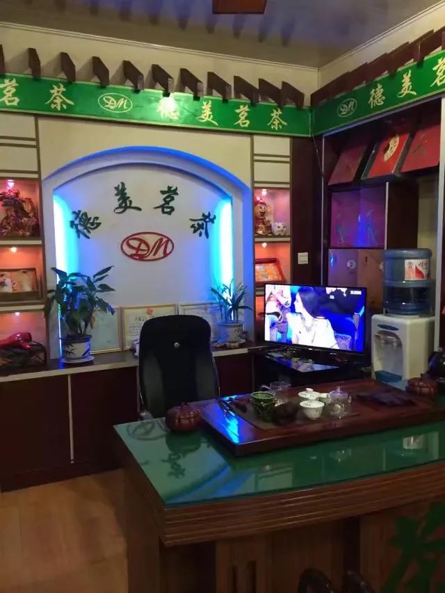 80后穷小伙靠5000元创业两年,80后心酸男人创业的故事