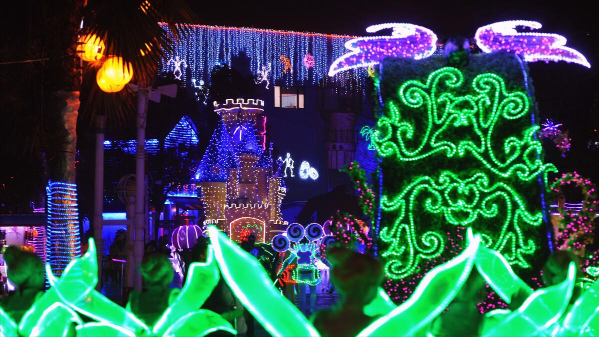 武汉欢乐谷旅游,武汉欢乐谷主题公园国庆节