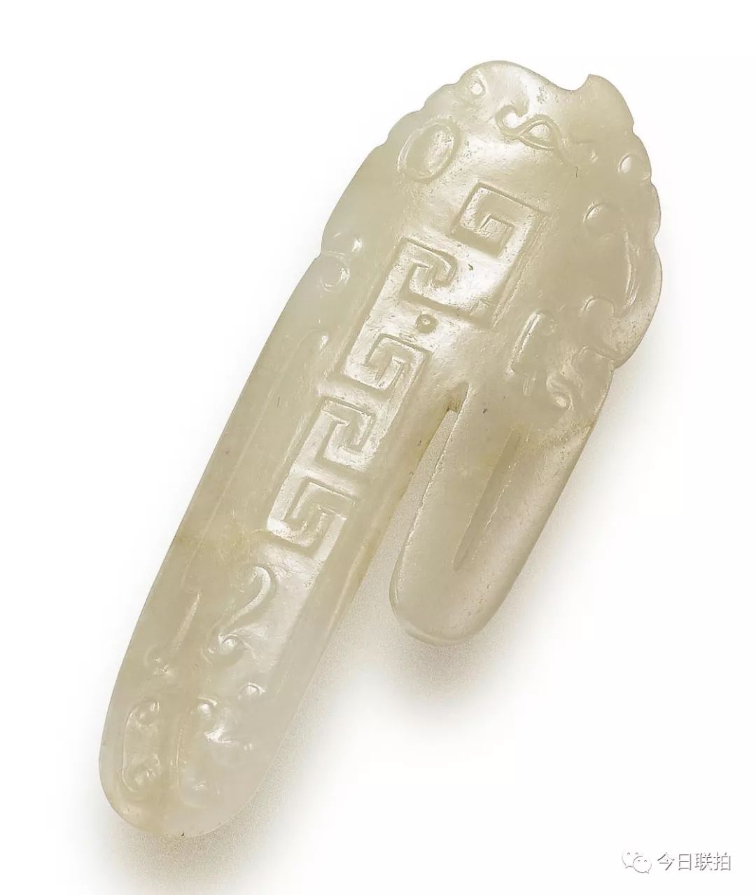 一只白玉小熊卖了670万，人家靠的是颜值！