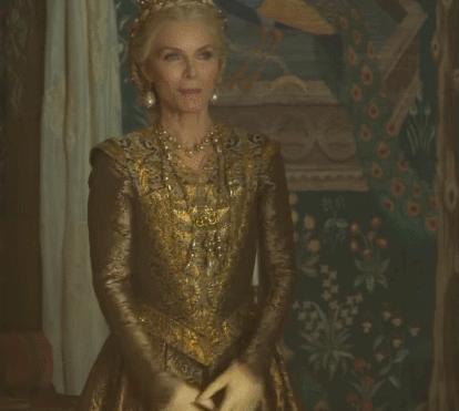 一见婆婆忘了娘《沉睡魔咒2》值得一看的傲娇老干妈怼婆婆