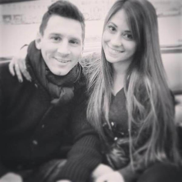 梅西有一个陪他几年的老婆,梅西30岁