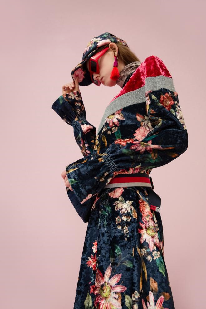 广东一线女装品牌专卖店,一线品牌女装正品清仓外套