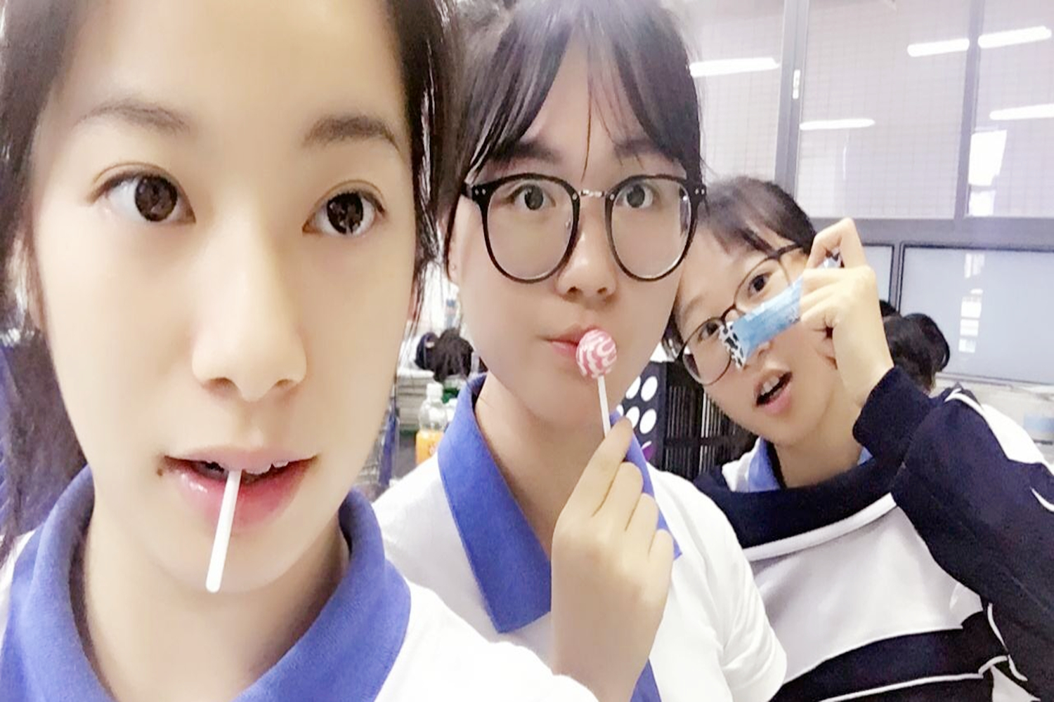 遇到讨厌的同桌怎么办,调换座位换同桌怎么和老师沟通