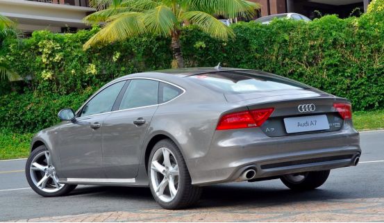 女友车坏了的反应,女朋友车坏了非要自己花钱修