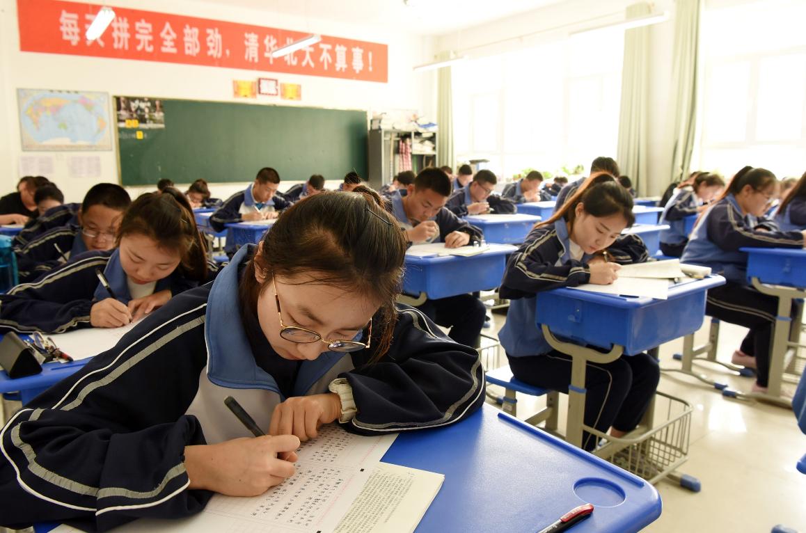 三校生考上大专与五年制大专区别,读五年制大专和三年制大专的区别