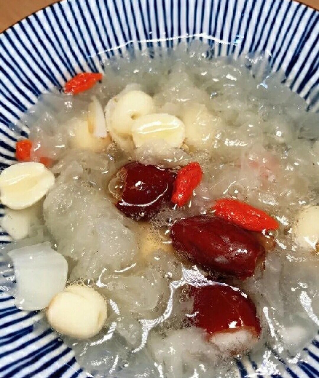 经常熬夜眼睛干涩怎么办,经常熬夜眼睛红肿吃什么补品