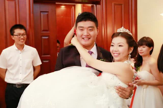 女人结婚的几个阶段,女人结婚第一天该做什么