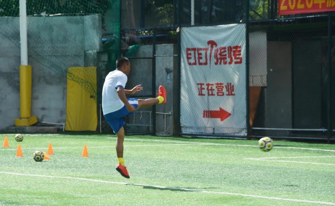 2022年校园足球怎么发展,校园足球怎么发展