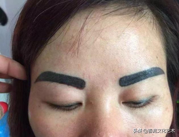线条眉眉头纹得太方了怎么办,线条眉的眉头怎么做