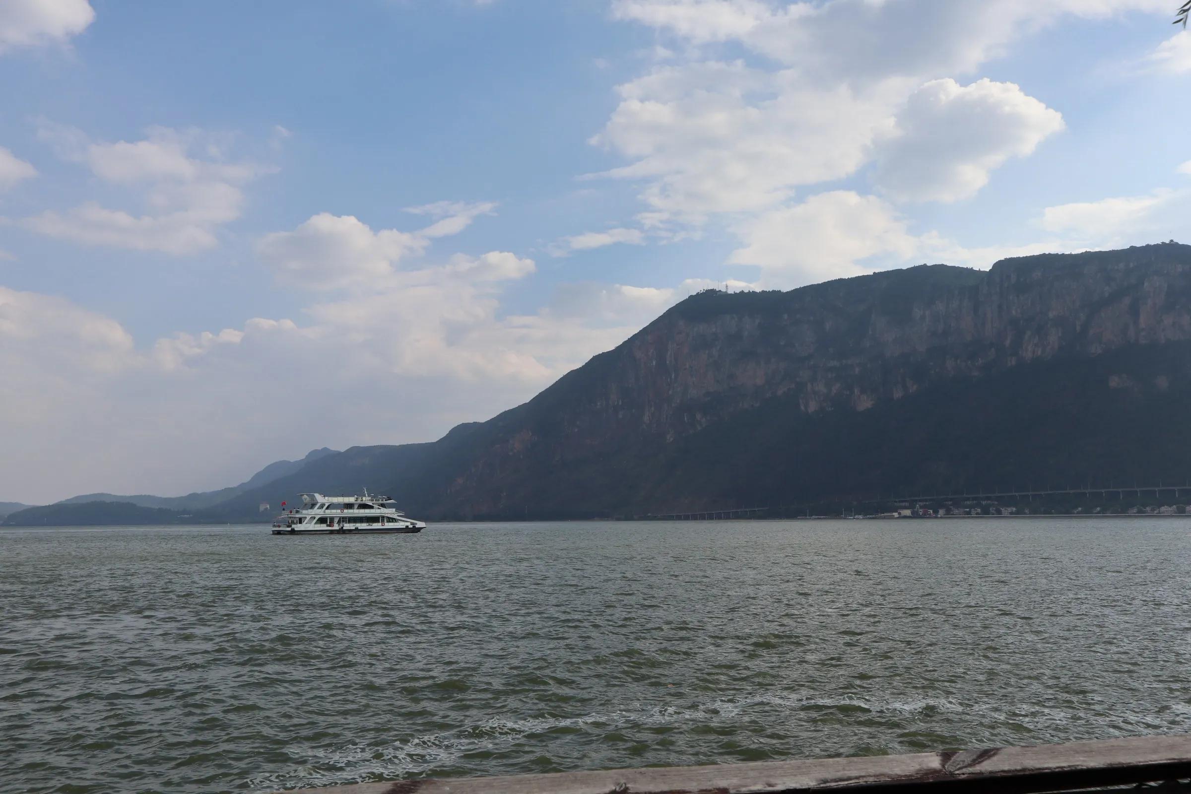 海埂公园环绕航拍视频,昆明海埂公园景点图