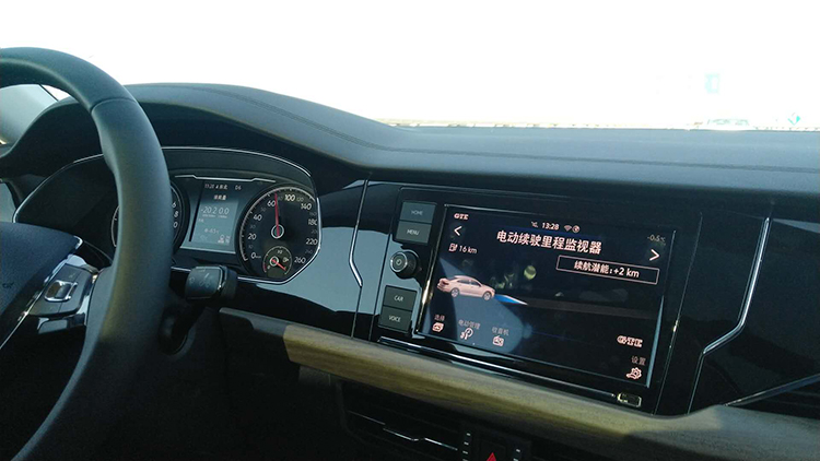 大众新能源制动系统报警,上汽大众油电混合帕萨特试驾