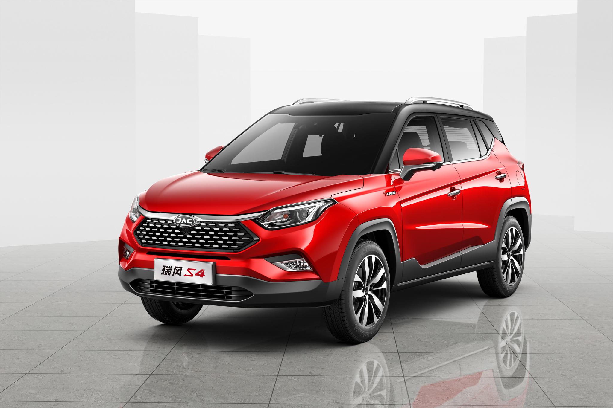 24款缤越与缤瑞哪个好,吉利缤越pk瑞风s4