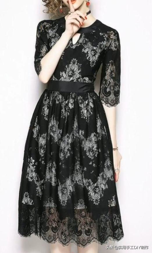 蕾丝绣花连衣裙精致美丽又优雅,设计小众蕾丝连衣裙