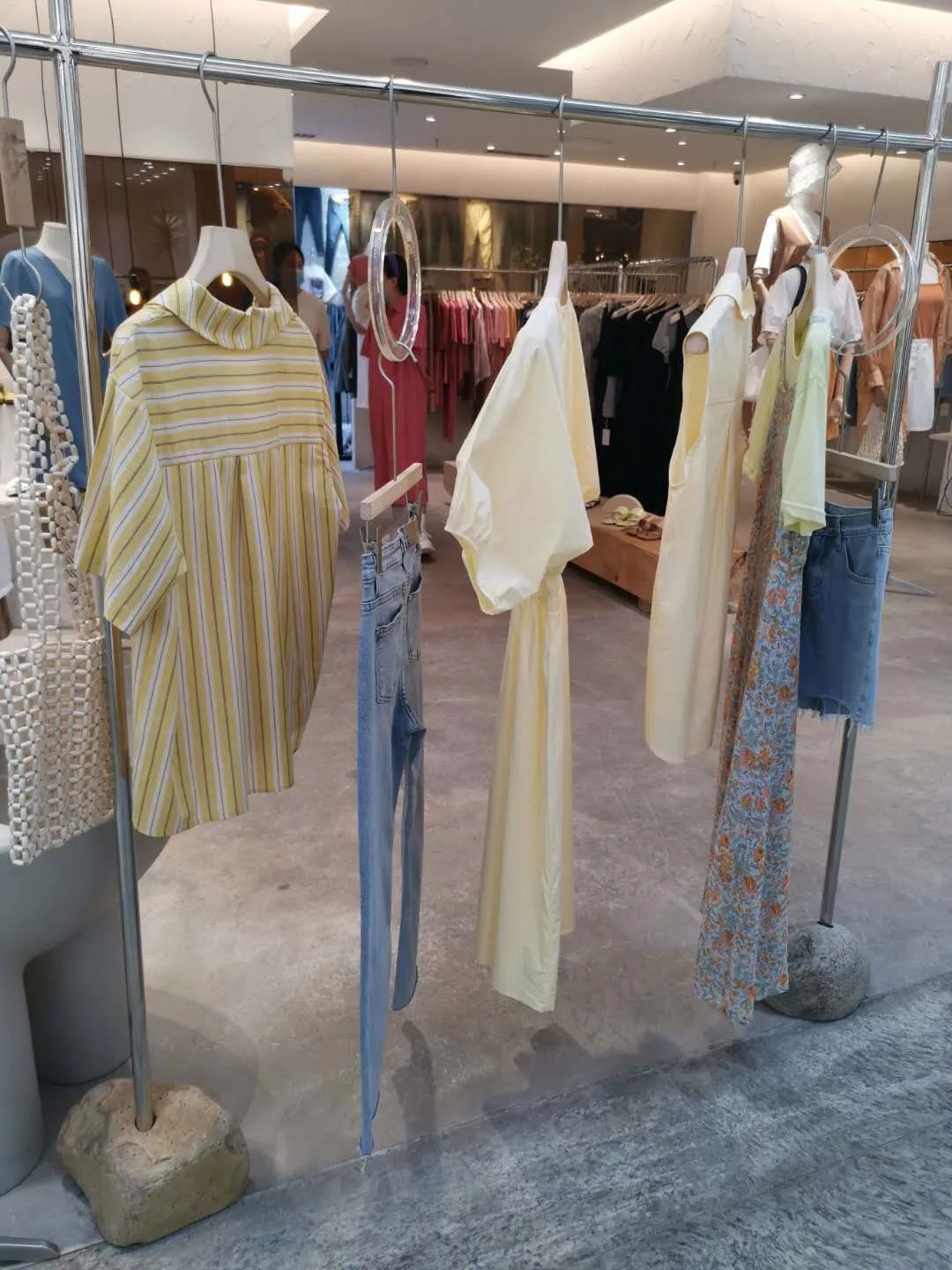 广州最美的服装市场推荐,广州最流行服装批发