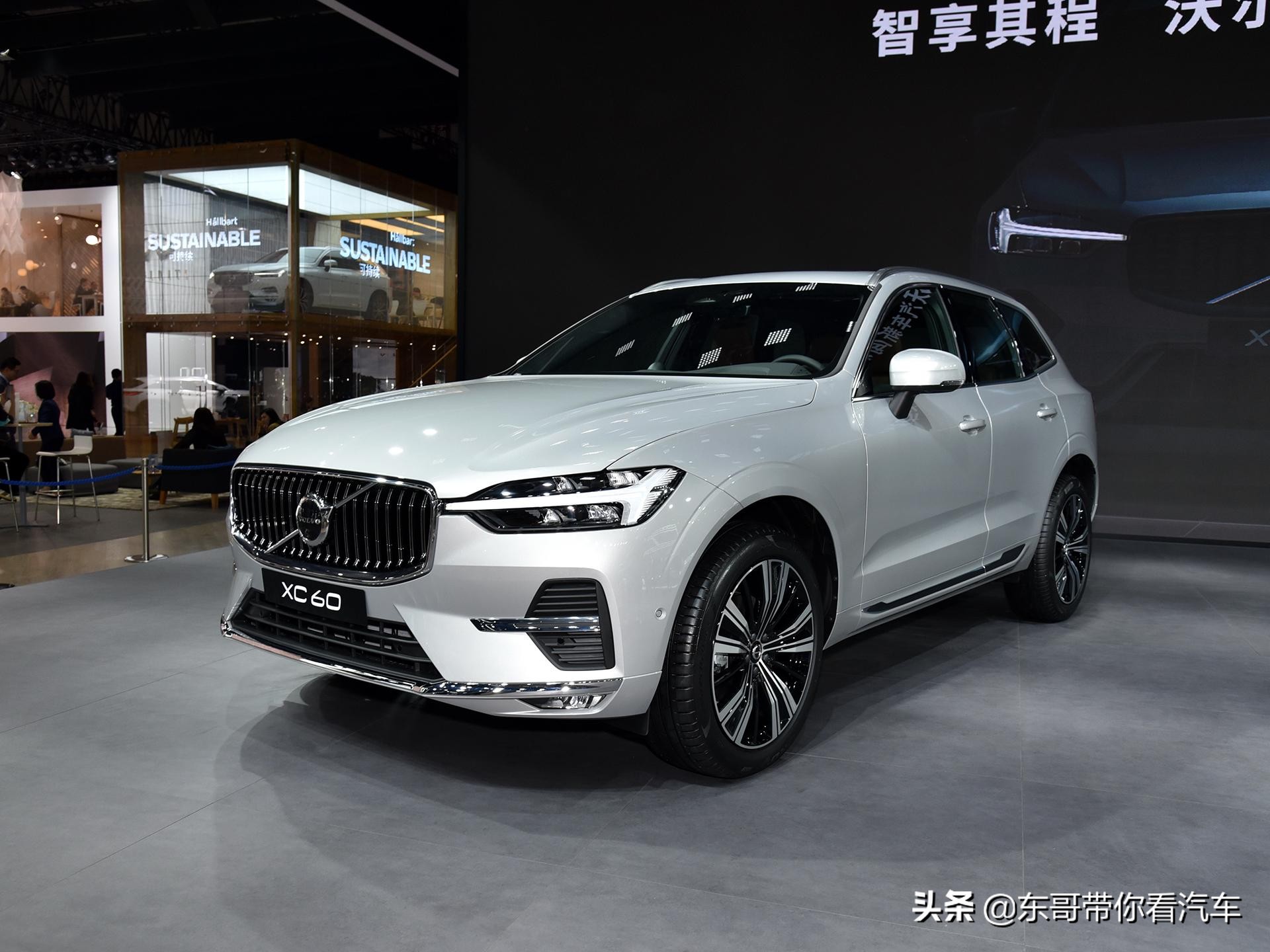 豪华品牌四驱SUV,宽敞舒适又安全,实拍沃尔沃XC60