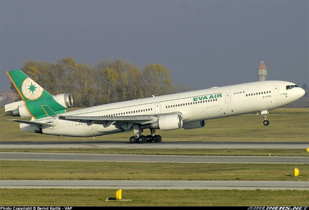 麦道11md飞机为什么要有三发动机,麦道md10三发喷气客机