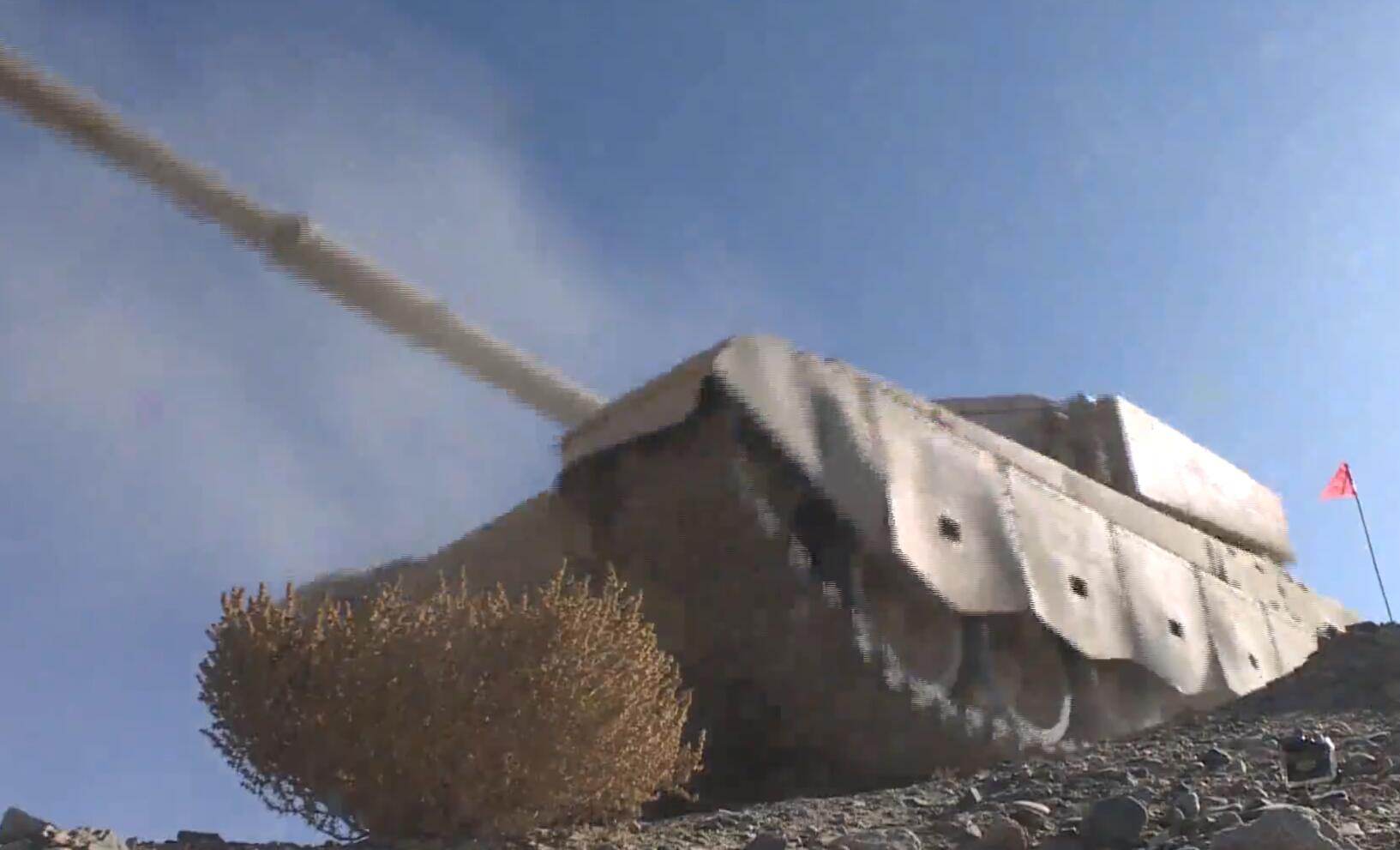 04a步兵战车和99a式步兵战车,99a主战坦克加04a步兵战车