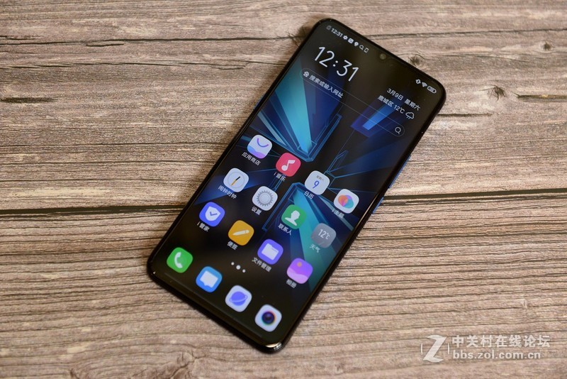 能流畅玩原神的iqoo手机,iqoo水桶机