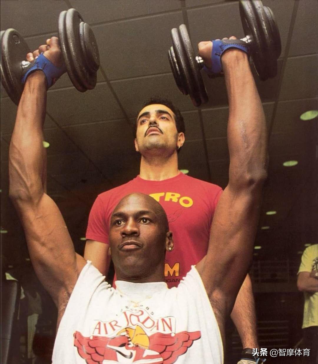 乔丹怎么破紧逼,乔丹怎么破活塞防守