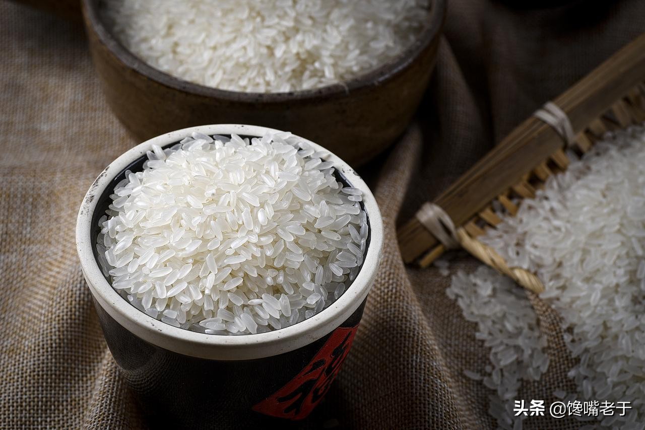 大米库房怎么放不生虫,为什么超市大米敞开放也不坏