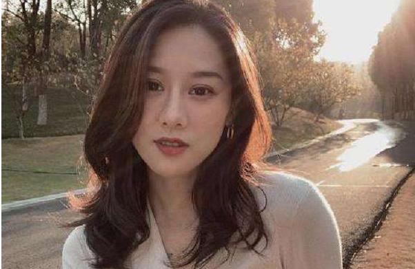 头皮屑增多“如雪”？专家建议：3个妙招轻松解决头皮烦恼