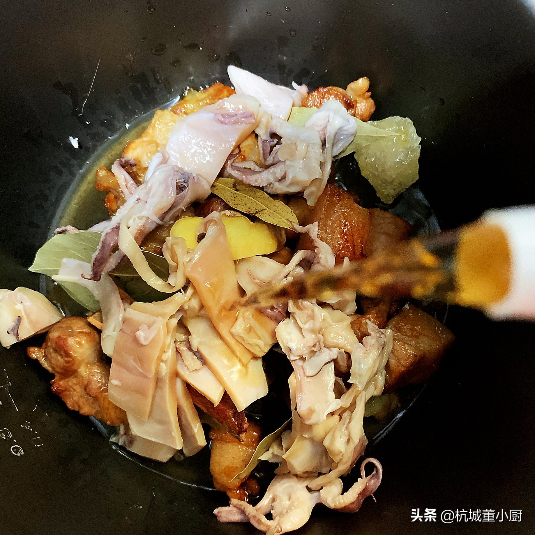 酱油肉墨鱼干,墨鱼干烧肉做法图解