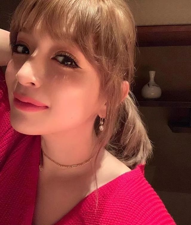 滨崎步双耳失聪了吗,失聪后的滨崎步现状