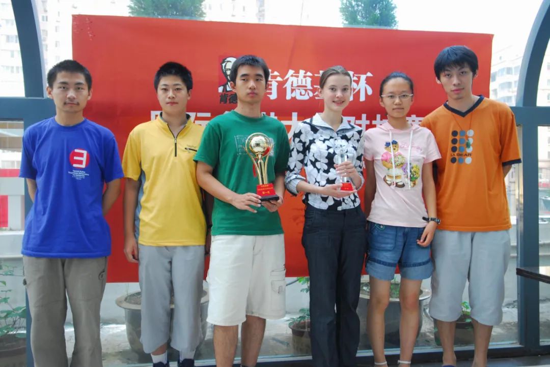 谈笑凯歌还致敬来时路——济南银丰国象队庆功会旁记