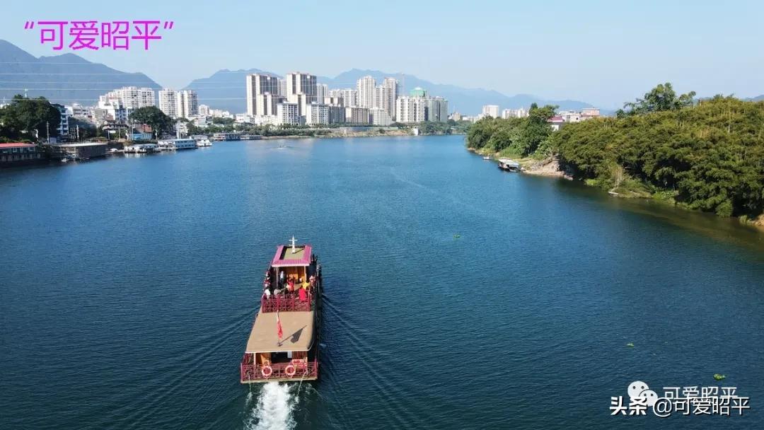 贺州市昭平县桂江游船,广西昭平桂江游船