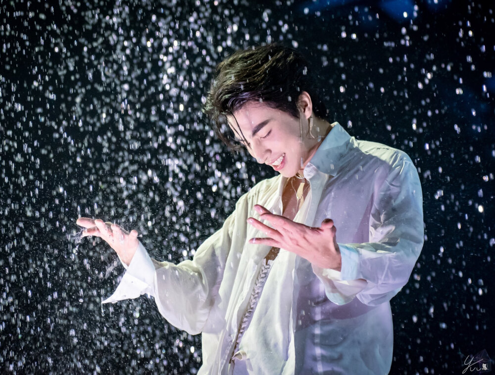 人间天使糕卡娜:热爱足球名校毕业签约三台未来可期