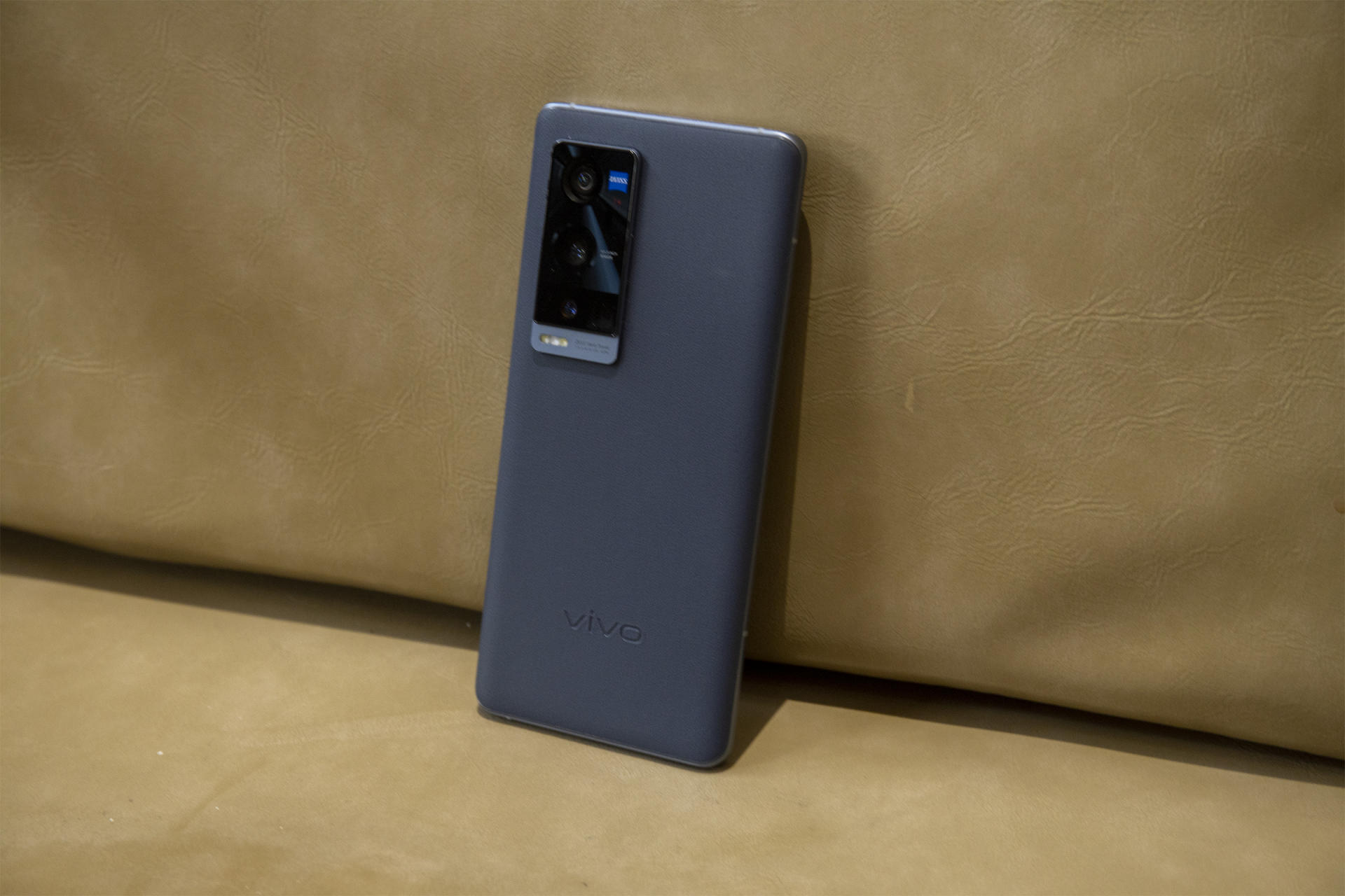 vivox60pro外观细节,vivox60pro最豪横的功能