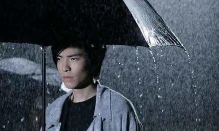 70后男明星戴什么表,青春感少年戴什么样的表