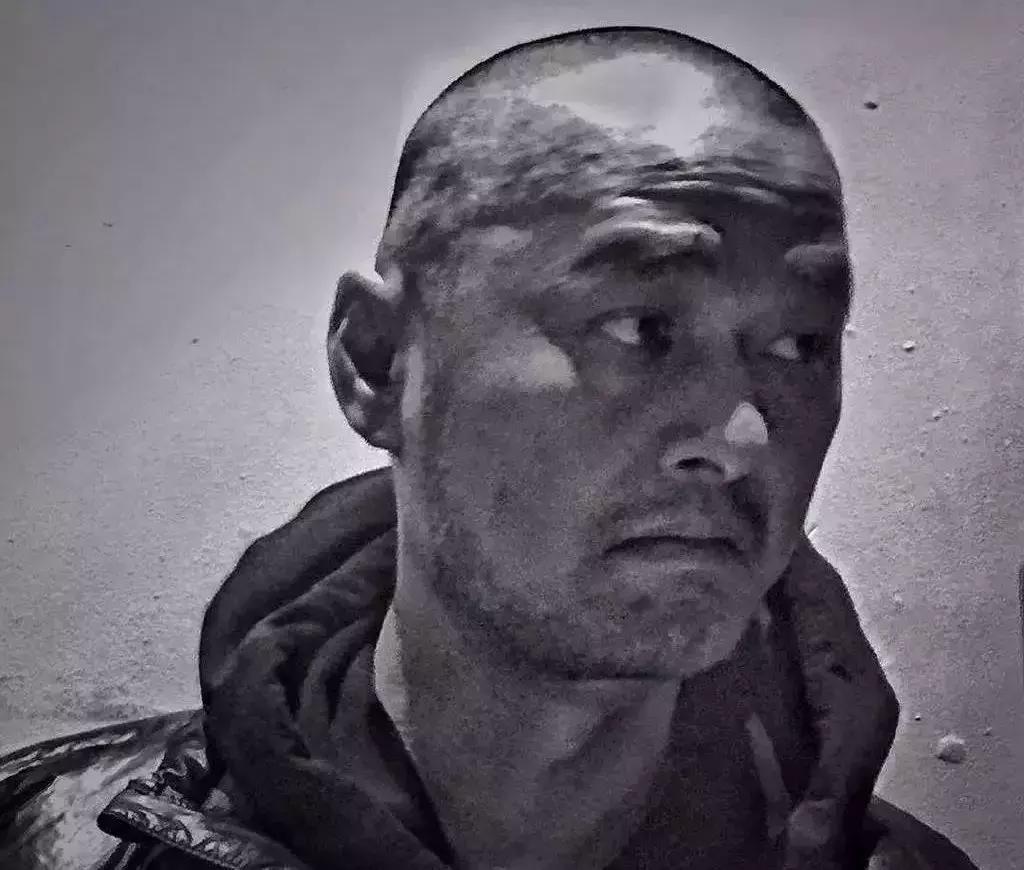 这个世界不缺优秀努力的人,这个世界不缺努力的人缺坚持的人