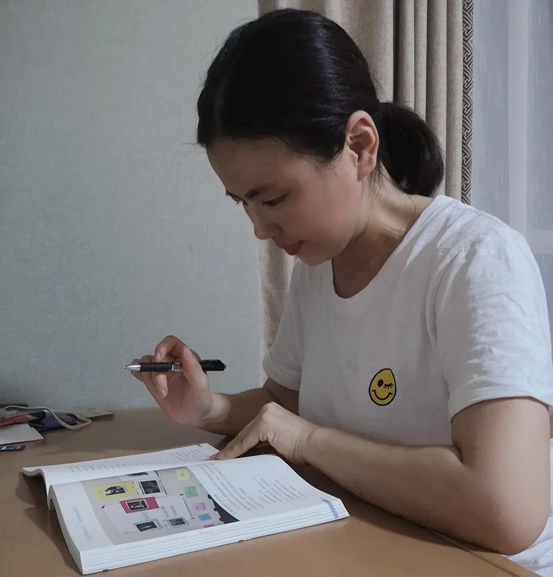 教师如何培养小学生的阅读能力,小学教师靠阅读成功